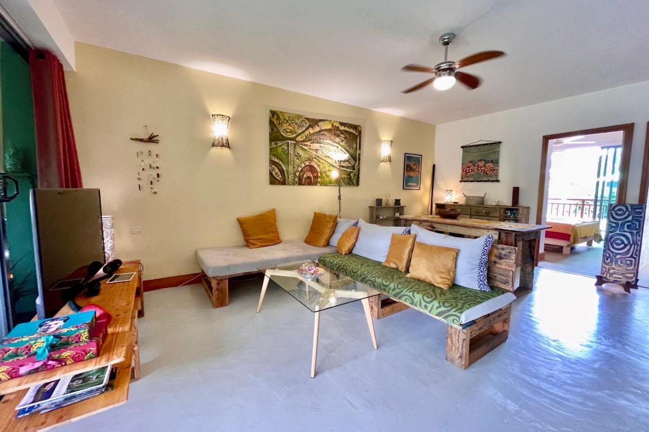 Vaiava Beach Carlton- Tahiti - Beachfront Luxury Residence & Pool - 4 Pers Punaauia  Екстер'єр фото